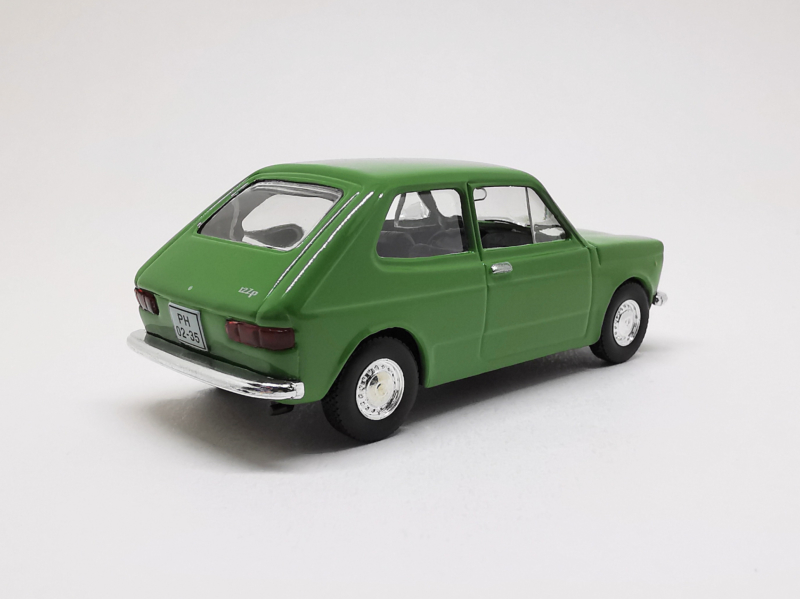 Fiat 127p (1971) zezadu
