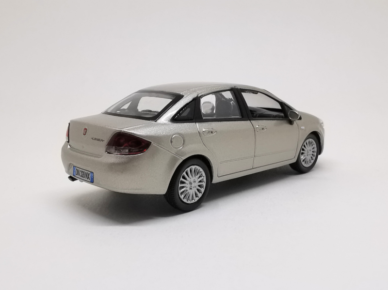 Fiat Linea (2007) zezadu