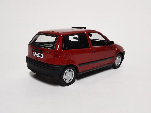 Fiat Punto 60S (1993) zezadu