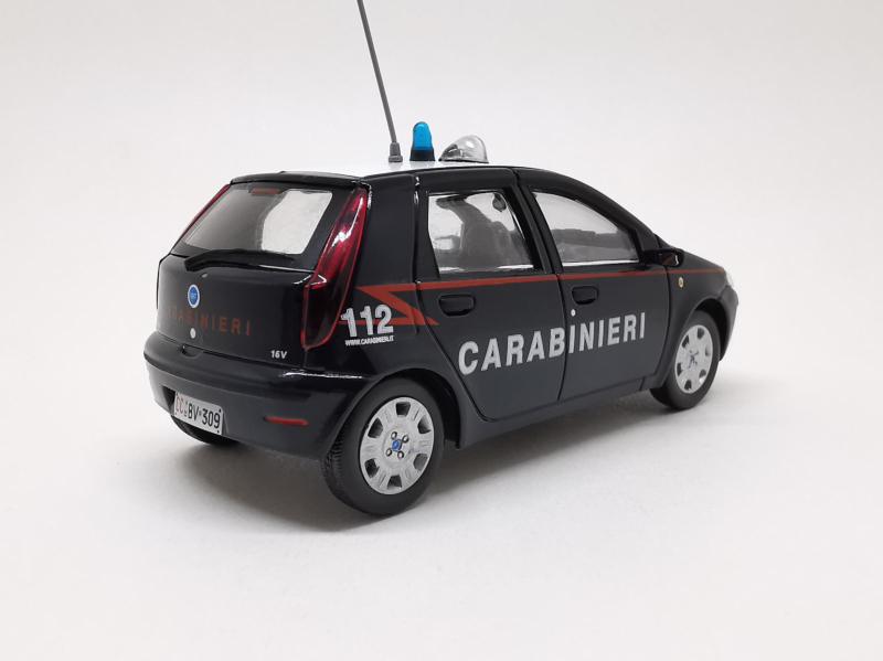 Fiat Punto MK2b CARABINIERI (2003) zezadu
