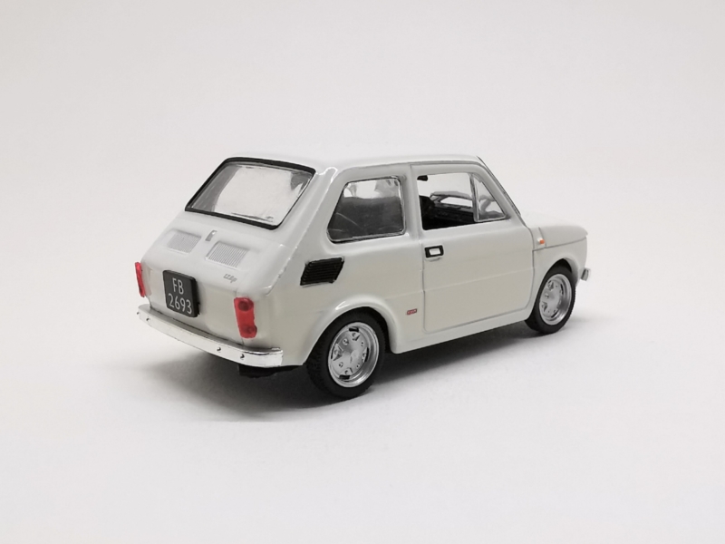 Fiat 126p (1972) zezadu