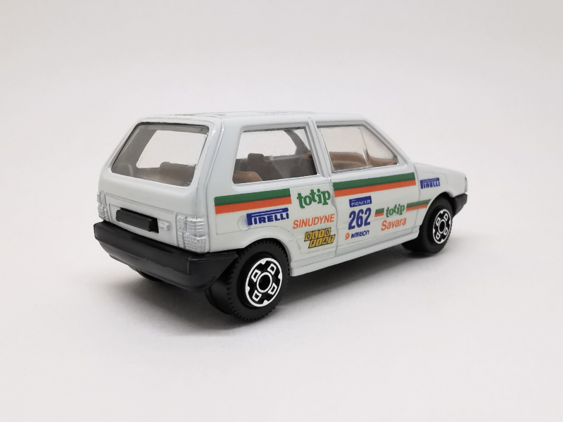 Fiat Uno (1985) zezadu
