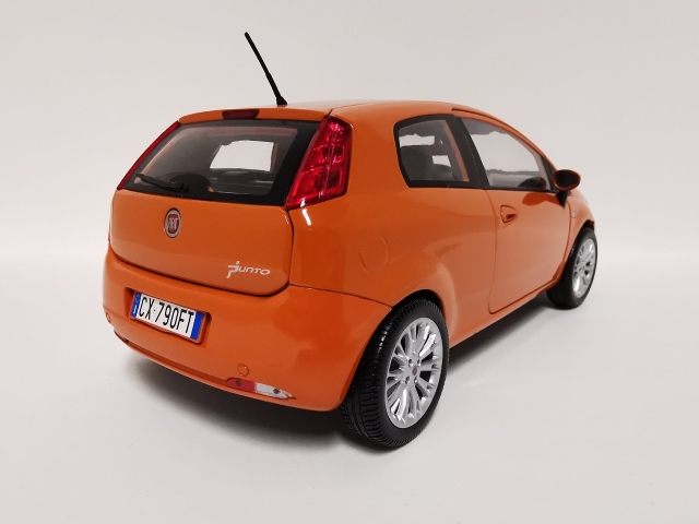Fiat Punto Grande (2007) zezadu