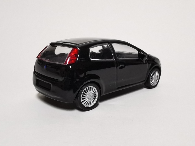 Fiat Punto Grande (2005) zezadu