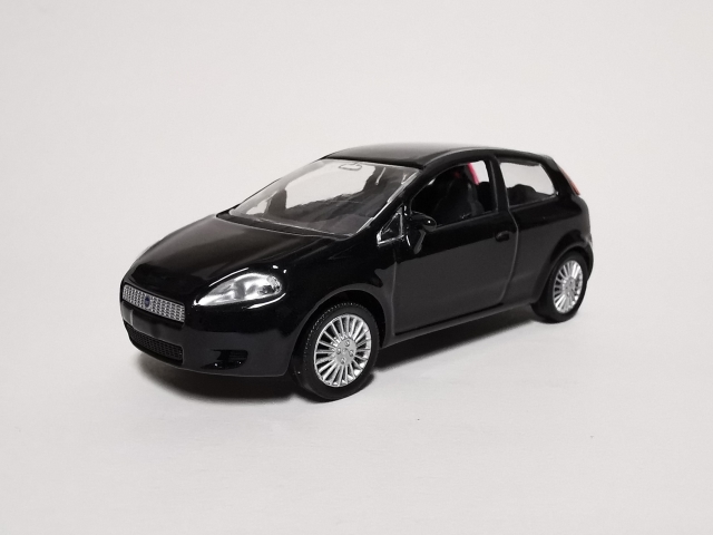 Fiat Punto Grande (2005) zepředu