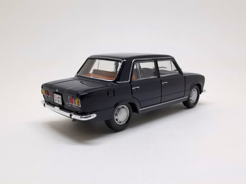 Fiat 124 Berlina (1966) zezadu