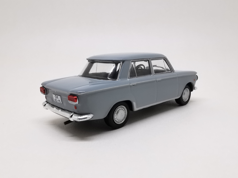 Fiat 1500 (1961) zezadu