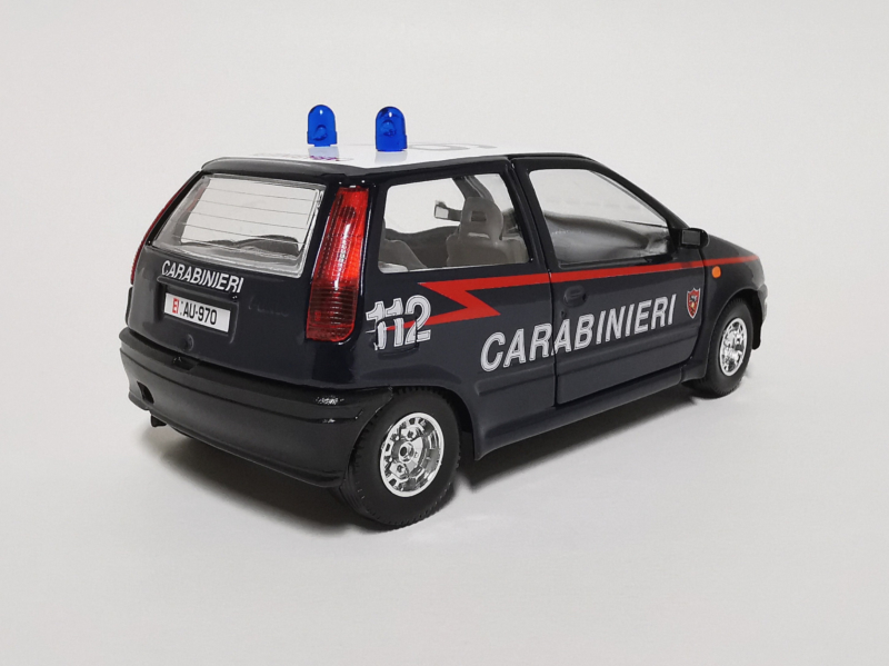 Fiat Punto CARABINIERI (1993) zezadu