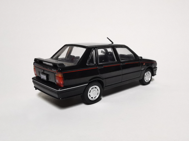 Fiat Duna SCX (1989) zezadu
