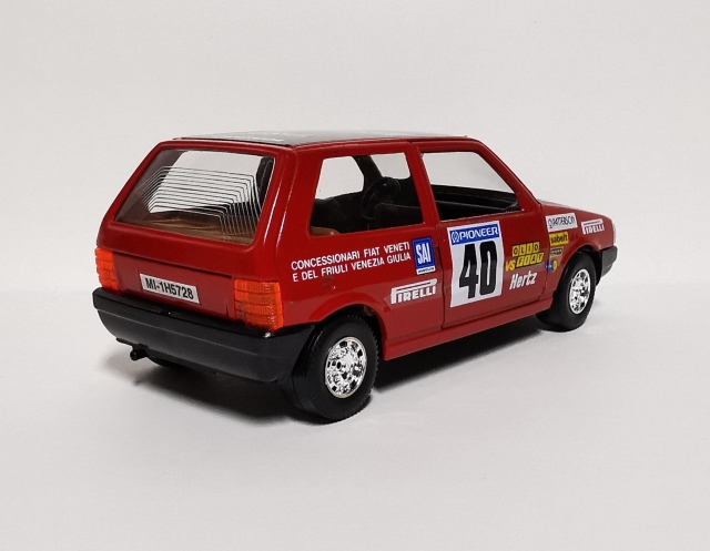 Fiat Uno Rally (1986) zezadu